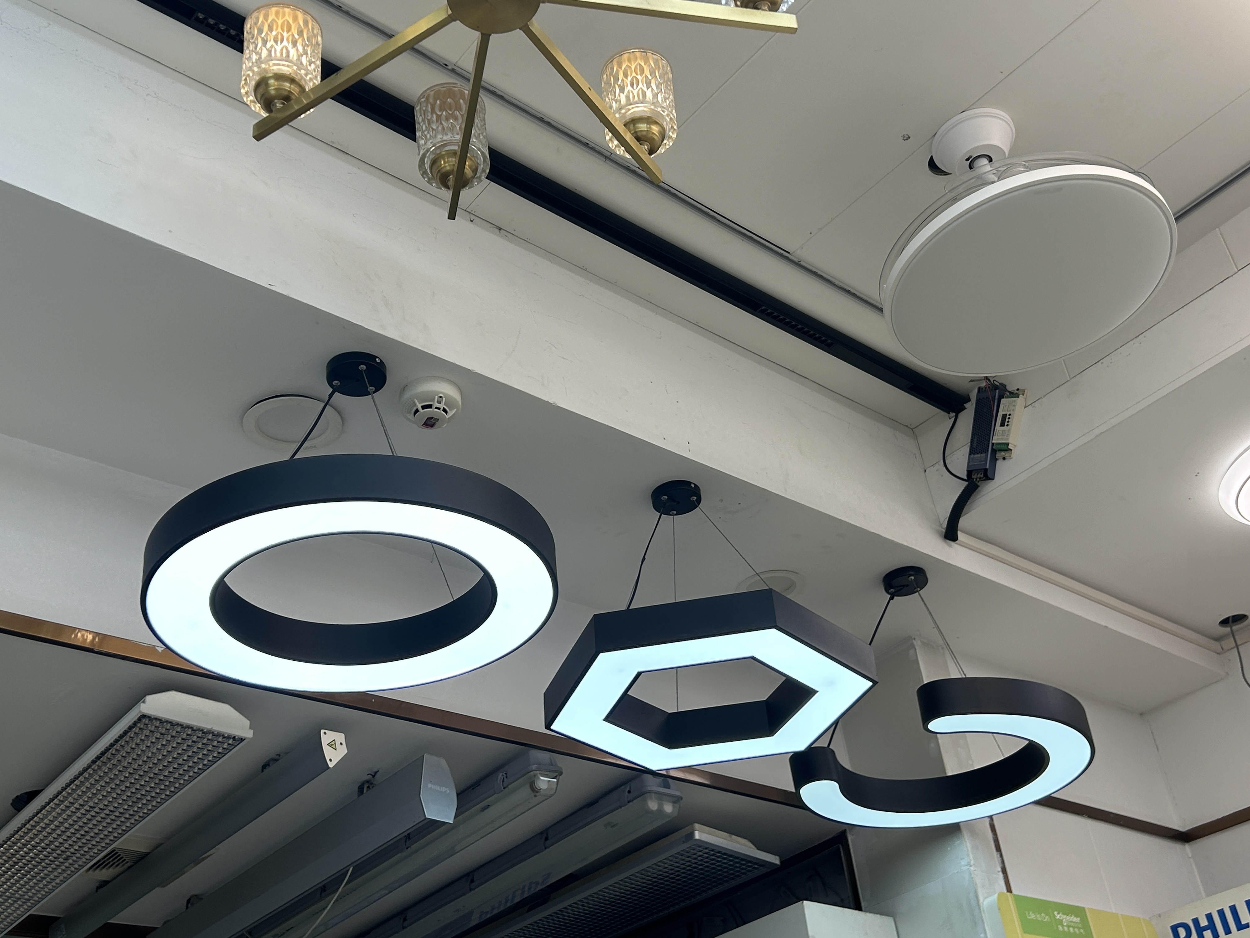 杭州灯具前十品牌︰(杭州灯具前十品牌排名)-第1张图片