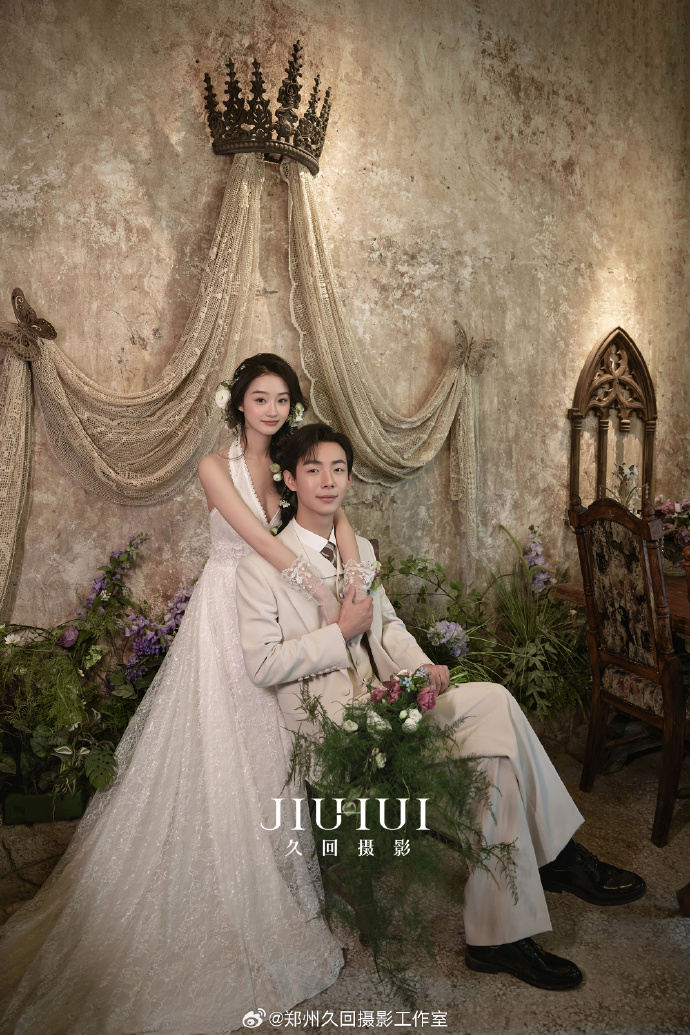 【郑州婚纱摄影排名/郑州比较大的婚纱摄影工作室】-第1张图片